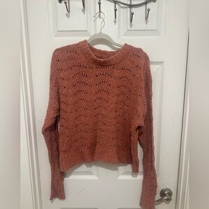 Ladies American Eagle peach colored sweater medium